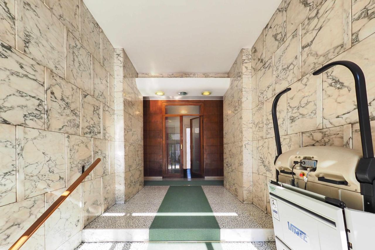 Mba24 Charming Suite Close To Metro Fieracitylife Milan Exterior photo