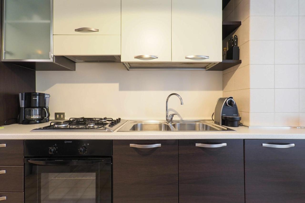 Mba24 Charming Suite Close To Metro Fieracitylife Milan Exterior photo